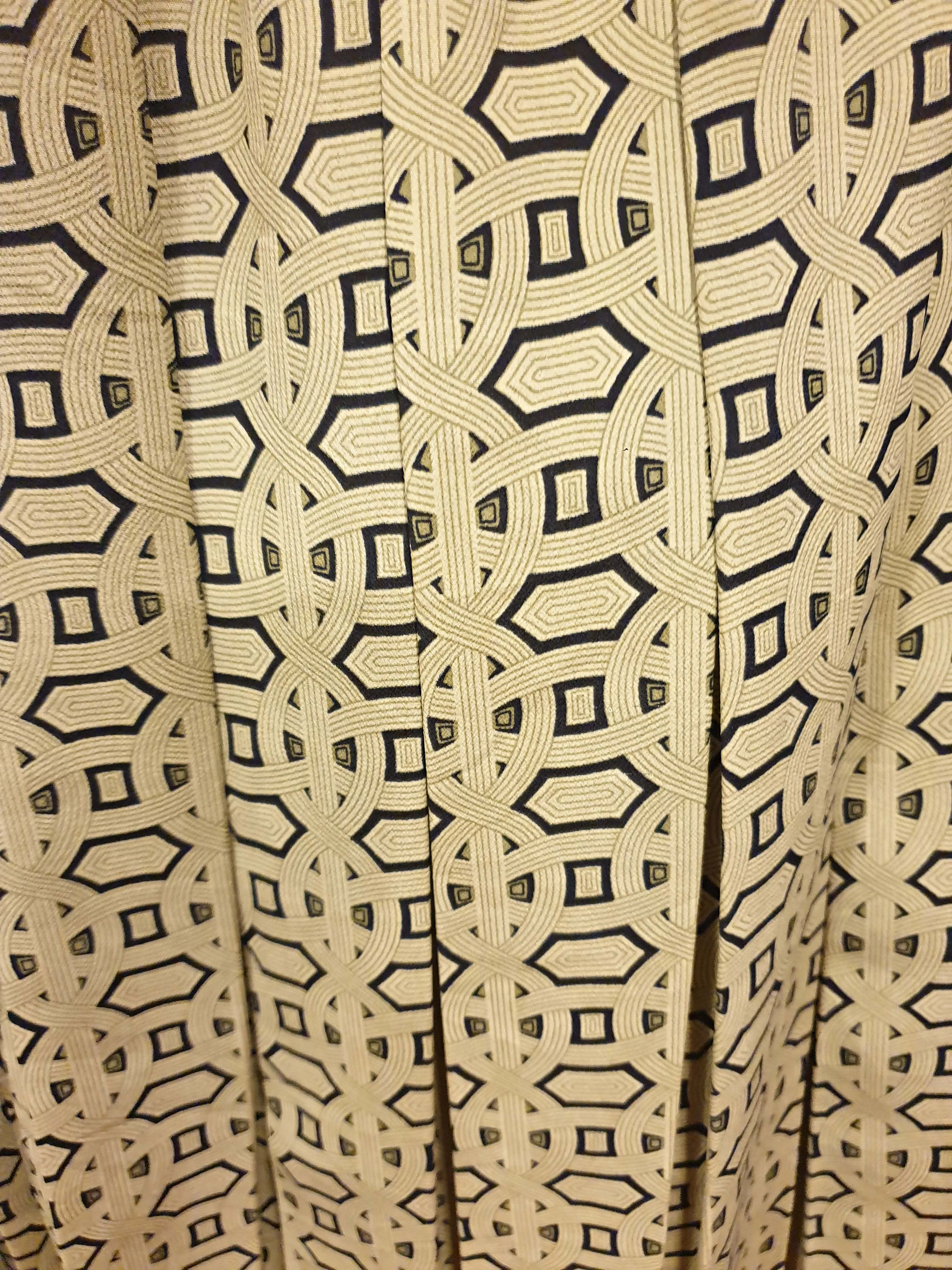 Bonmarche green print pleated skirt size 16