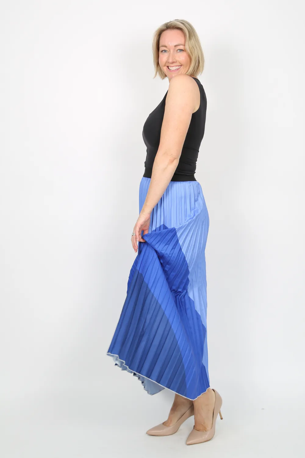 Contrast Pleated Skirt
