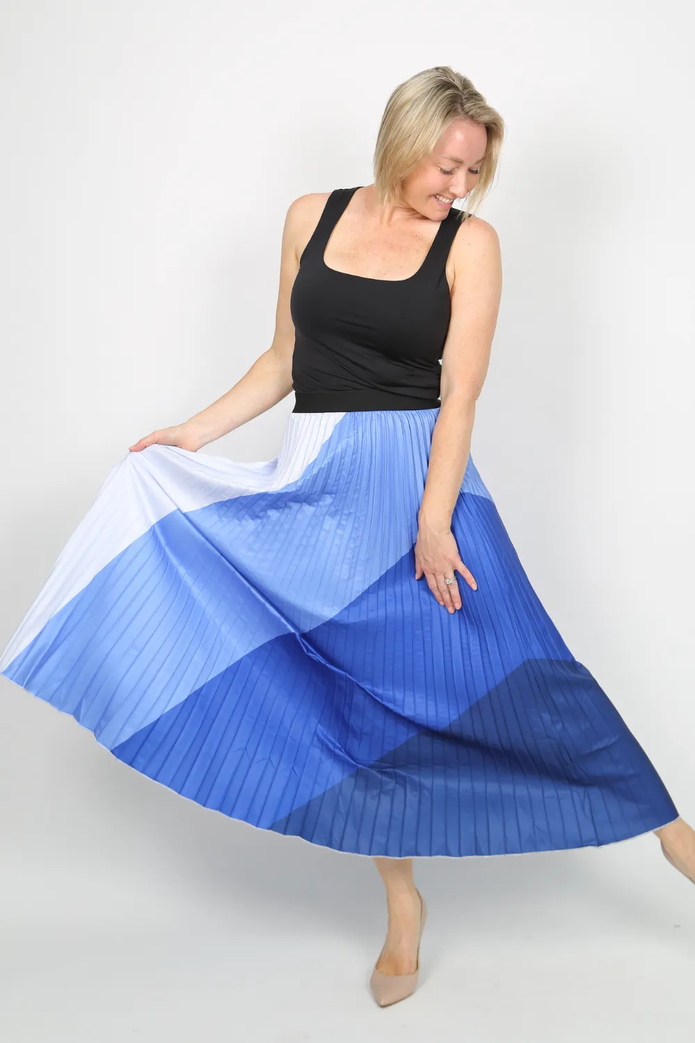 Contrast Pleated Skirt