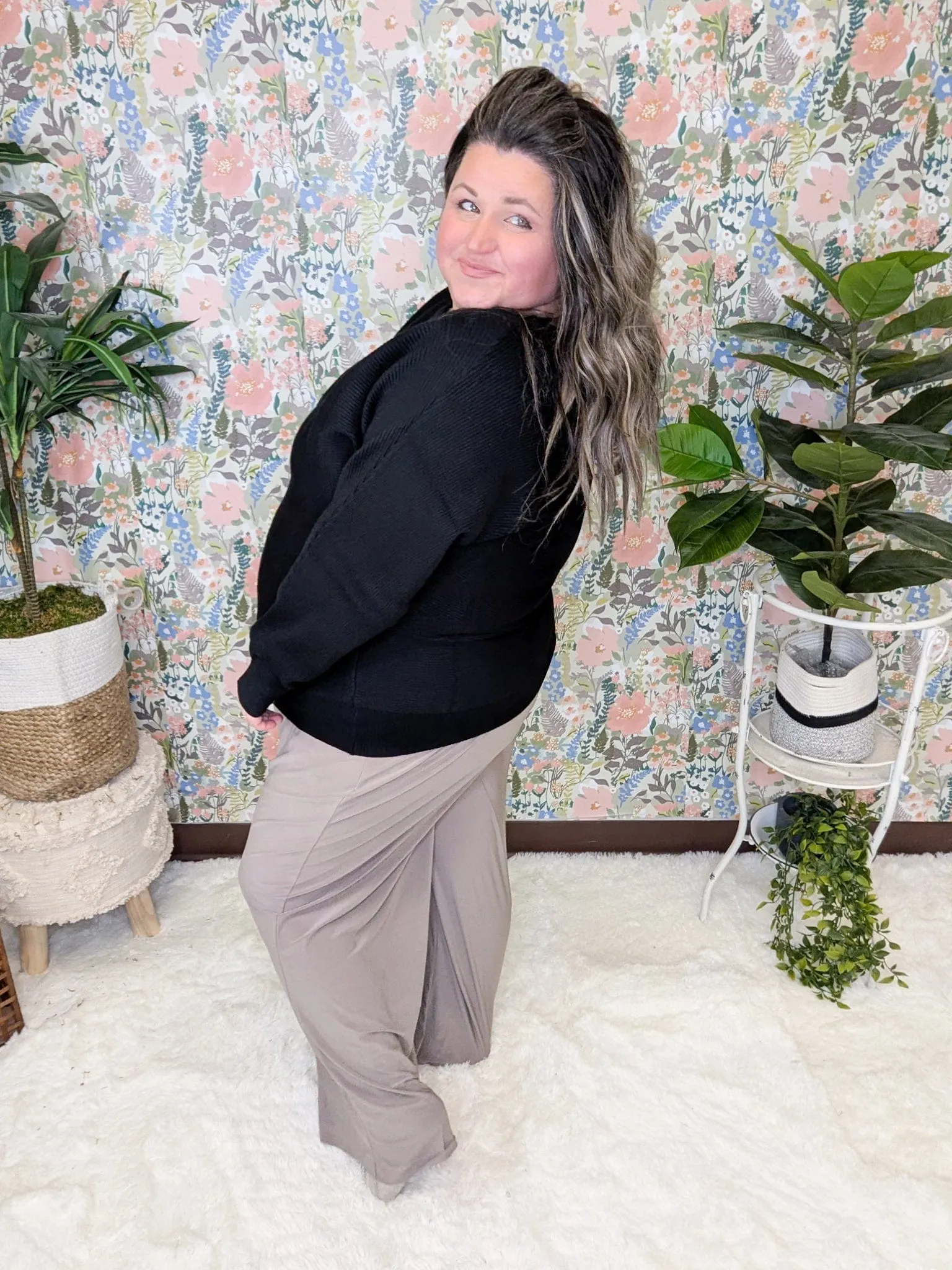 Davina Wide Leg Pull On Pants w/Pockets
