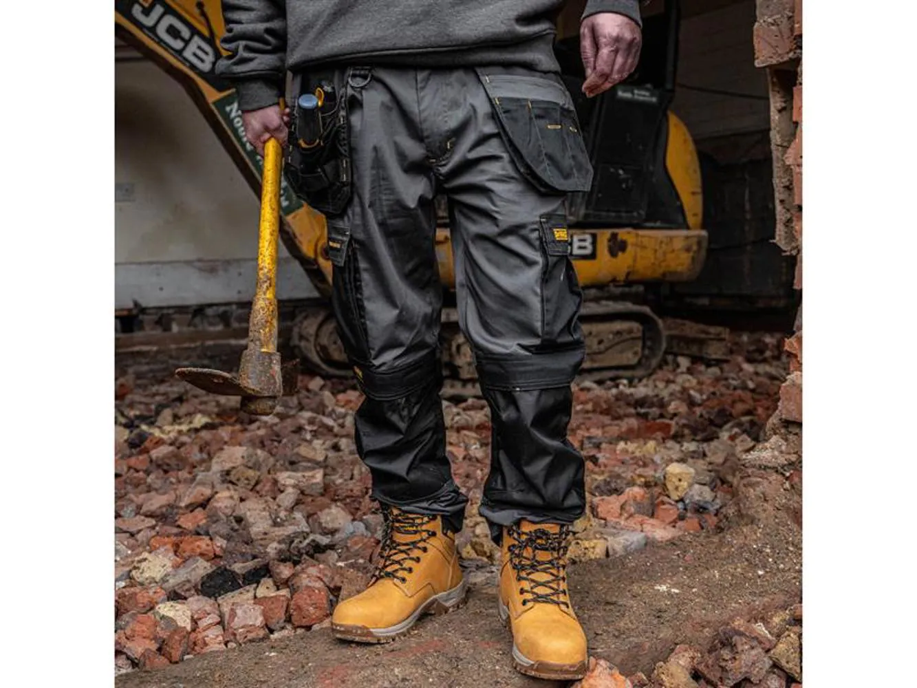 Dewalt Power Tools Albany Slim Fit Trousers 40In Waist 29In Leg