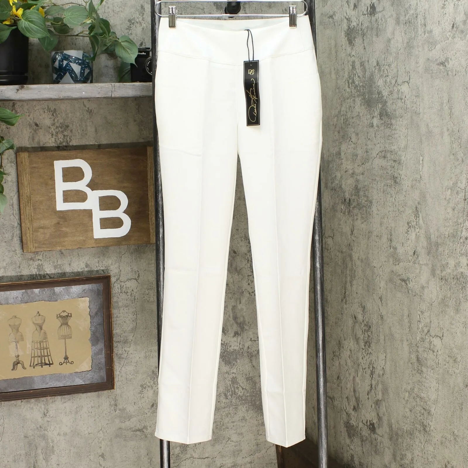 DG2 by Diane Gilman Petite Wrinkle Resistant Gabardine Wide-Leg Trousers