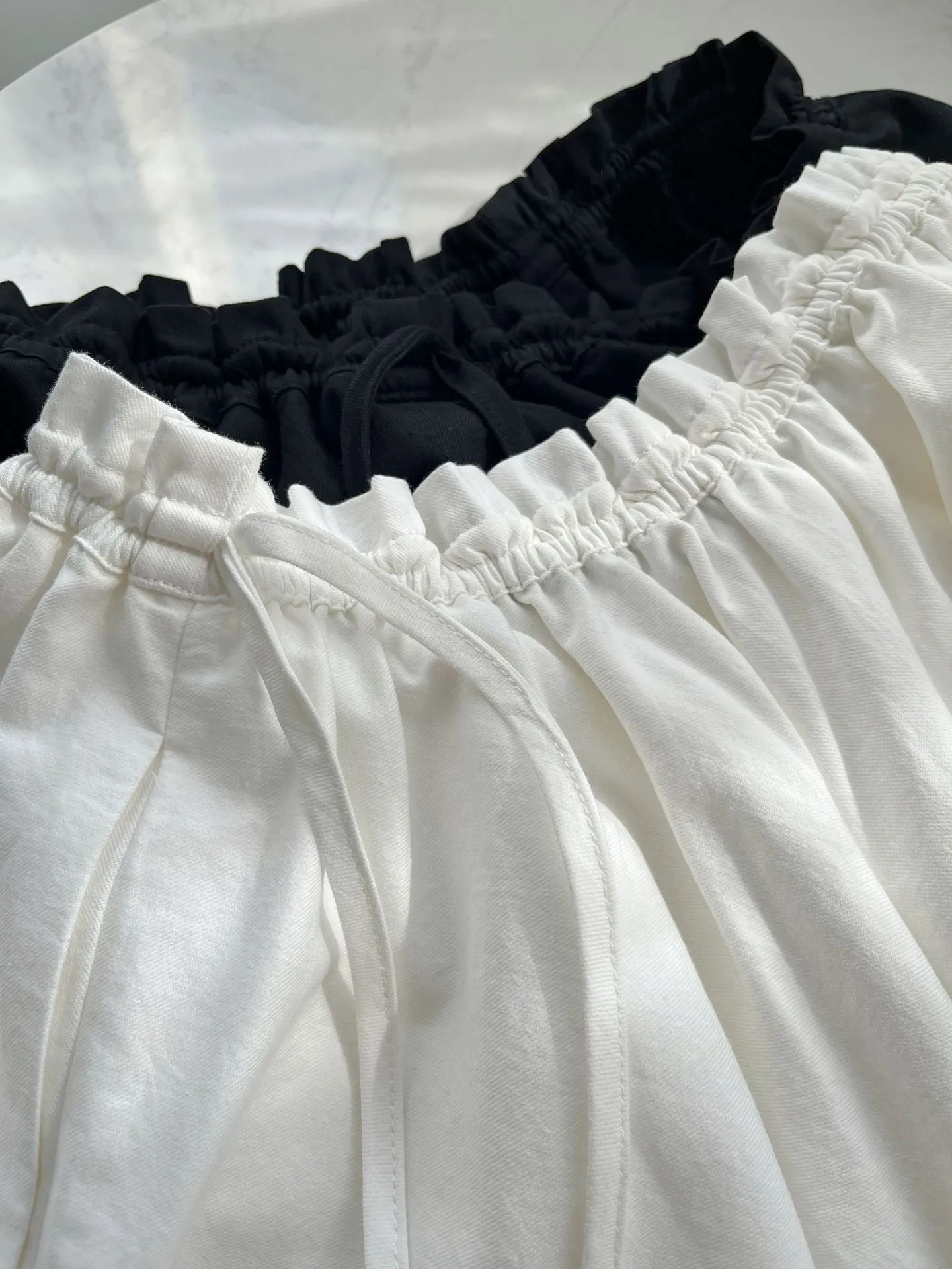 Elastic lace skirt