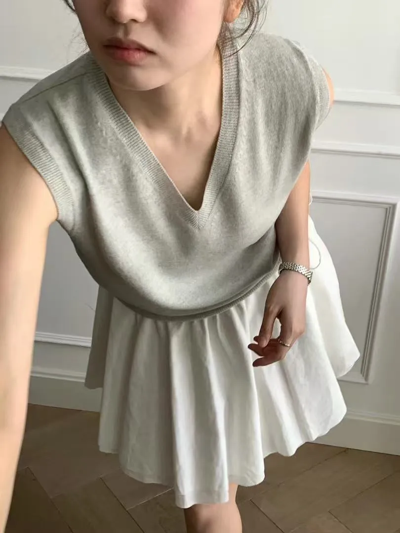Elastic lace skirt