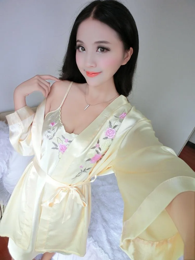 Embroidered Chemise & Robe Set