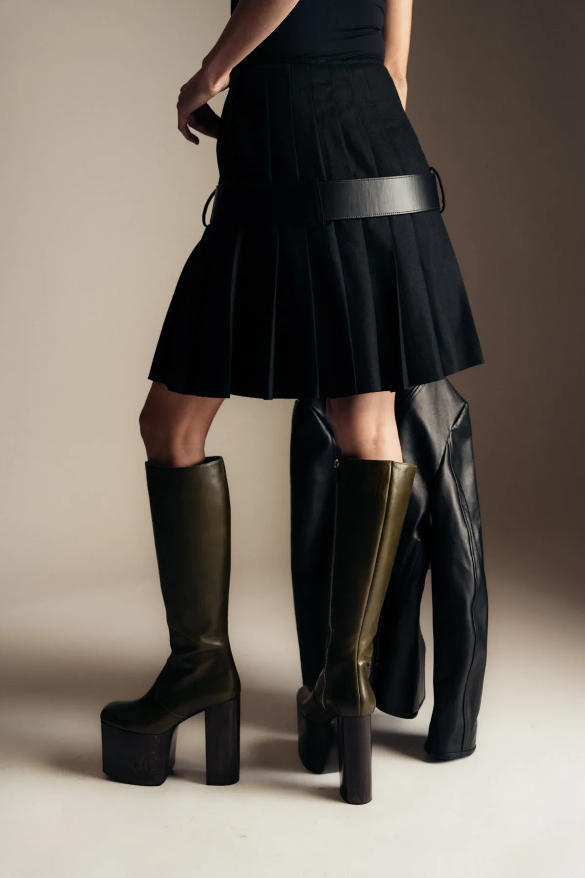 ENFANTS RICHES DÉPRIMÉS | RESTRAINT WOOL PLEATED SKIRT
