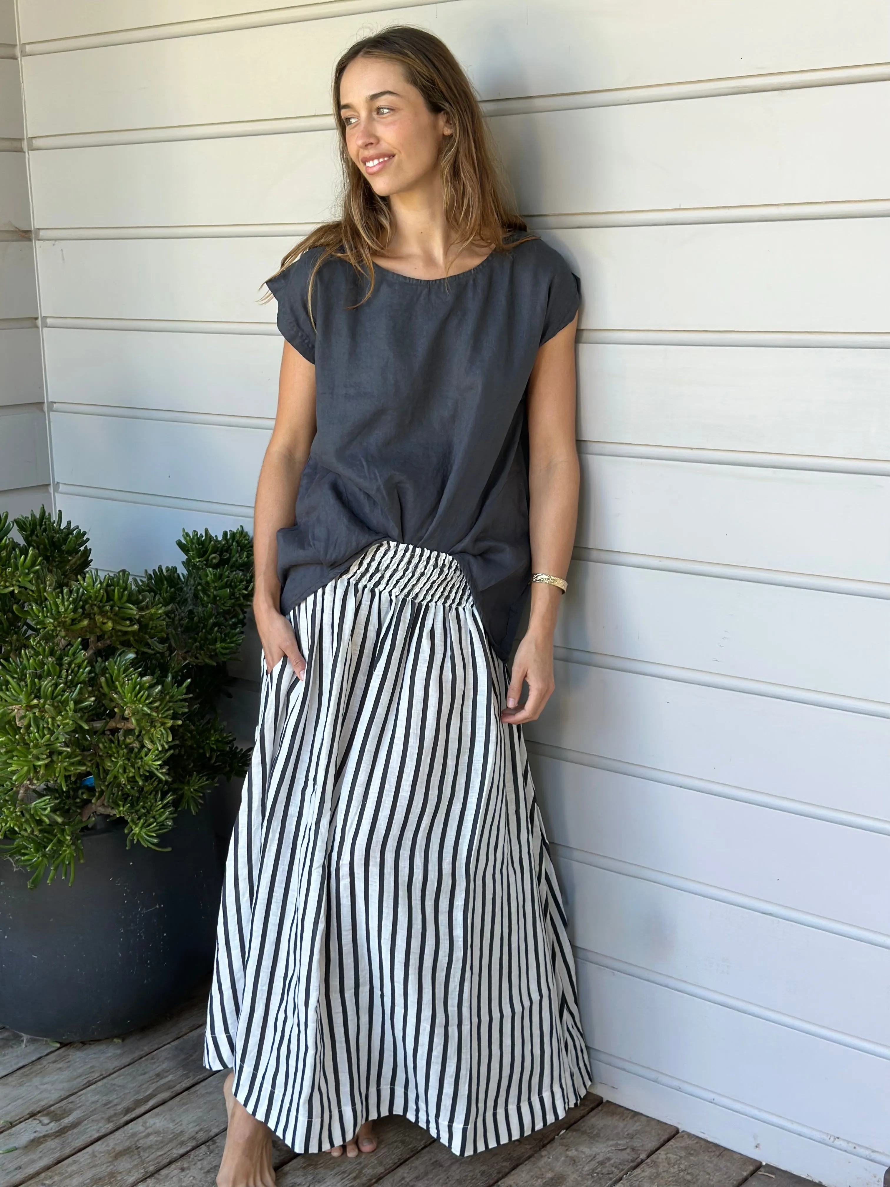 lulu skirt - charcoal stripe linen