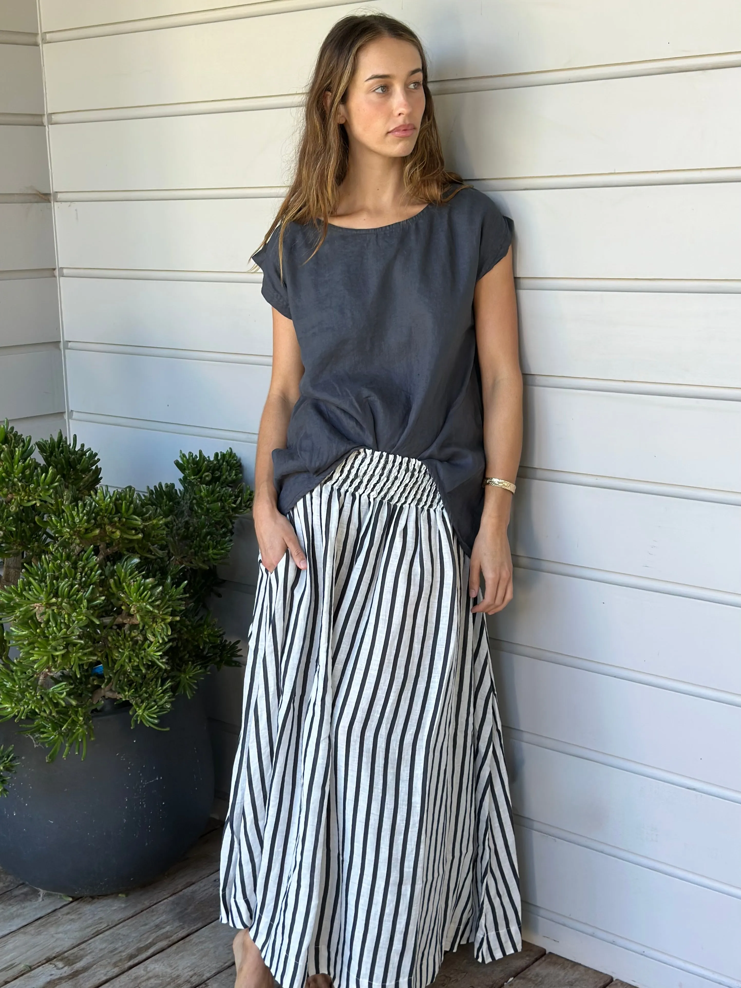 lulu skirt - charcoal stripe linen
