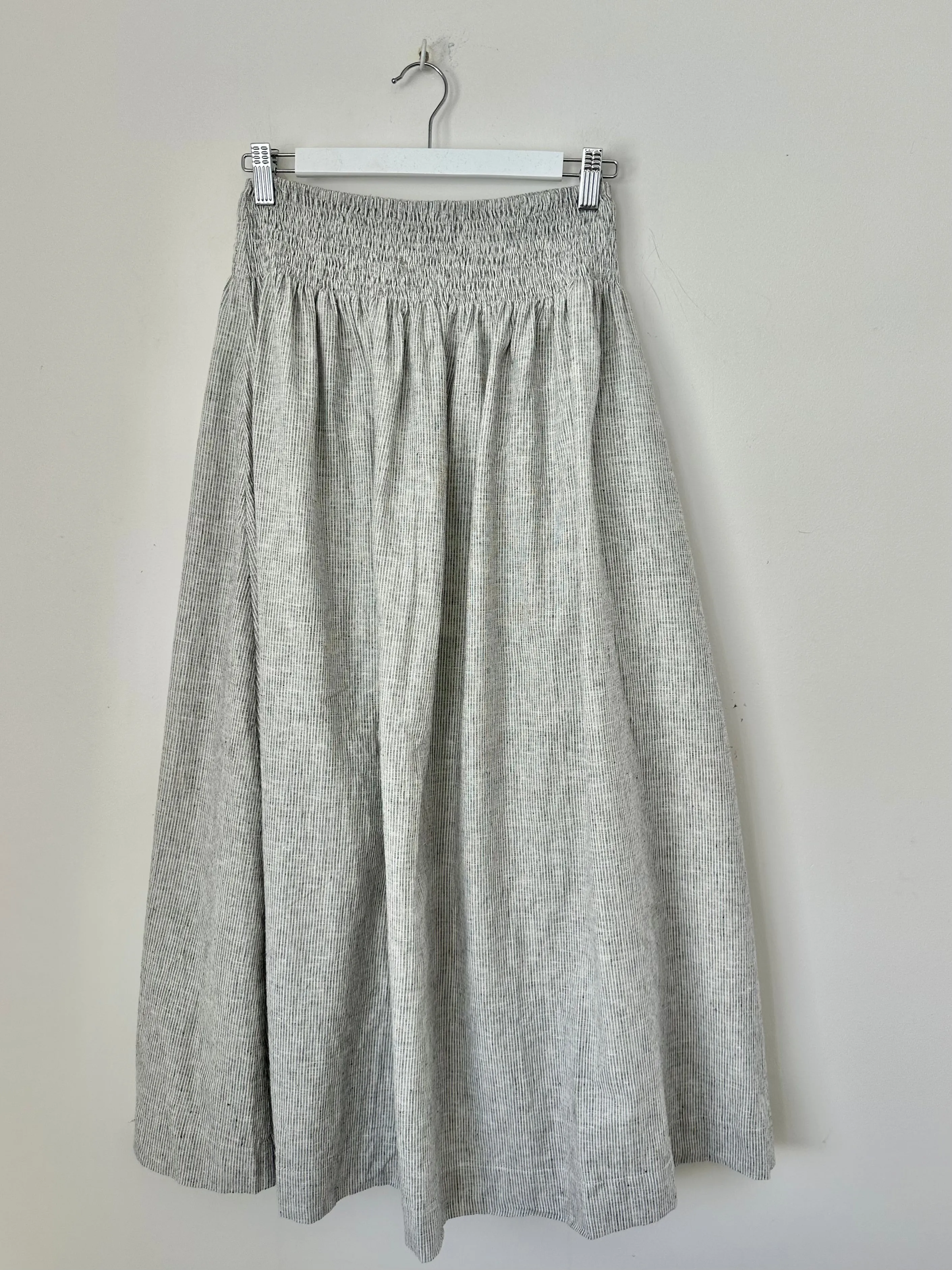 lulu skirt-fine grey stripe hemp
