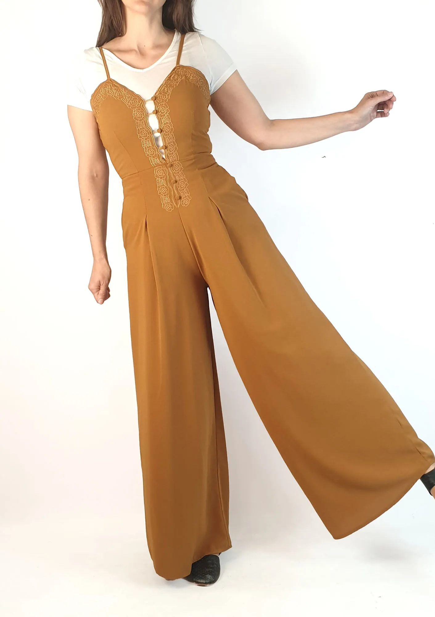 Mona Young mustard spagetti strap wide leg jumpsuit size 6, fits 6-8