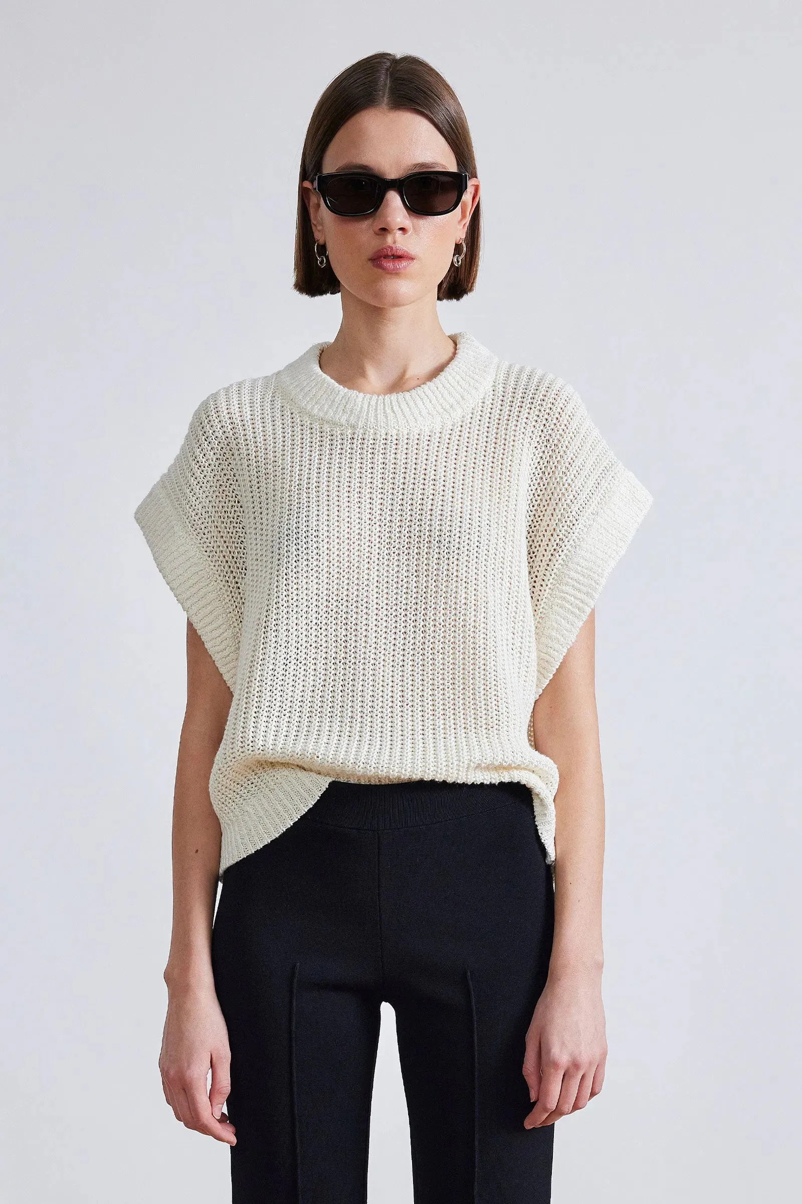 Oliva linen vest - cream