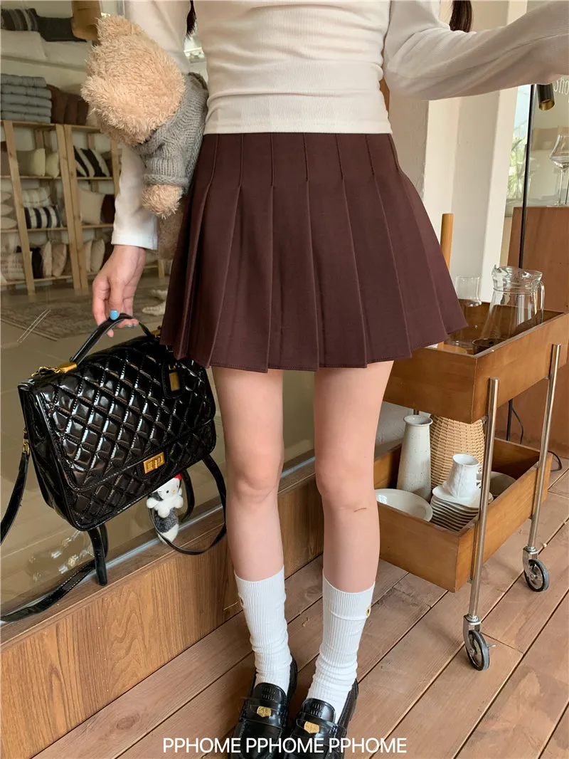 pleated commuter gray skirt