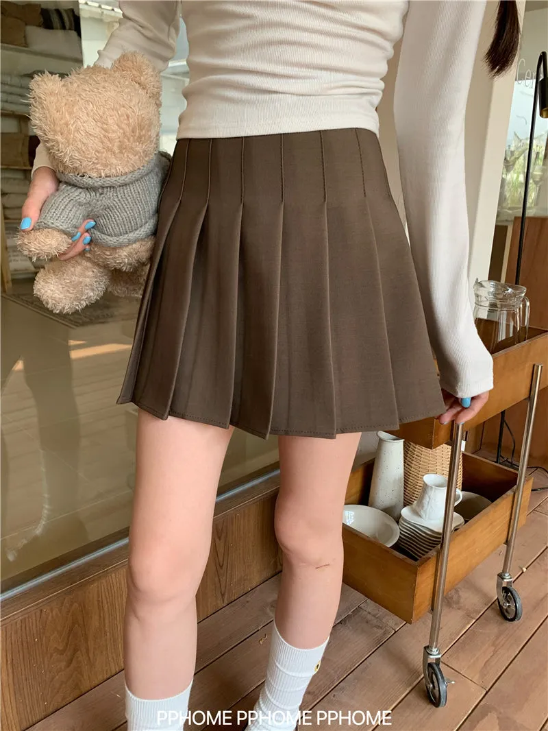 pleated commuter gray skirt