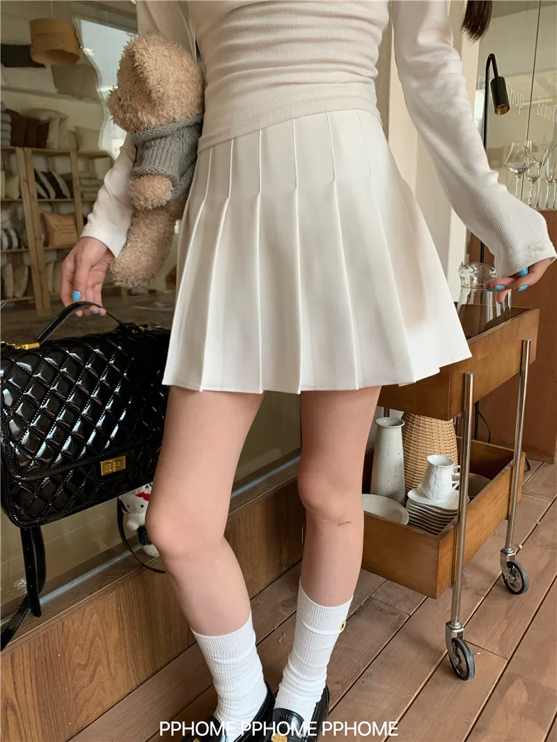 pleated commuter gray skirt