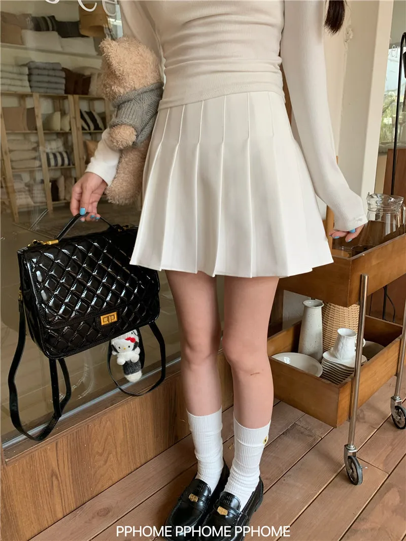 pleated commuter gray skirt
