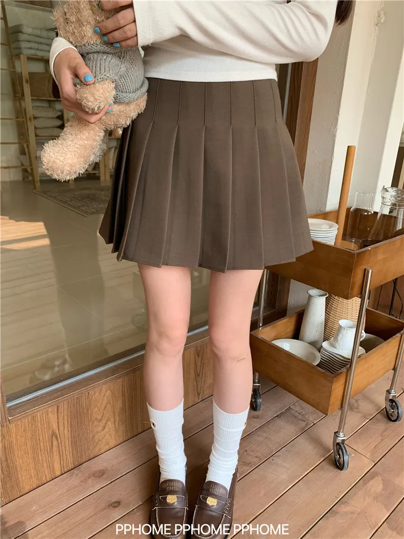 pleated commuter gray skirt