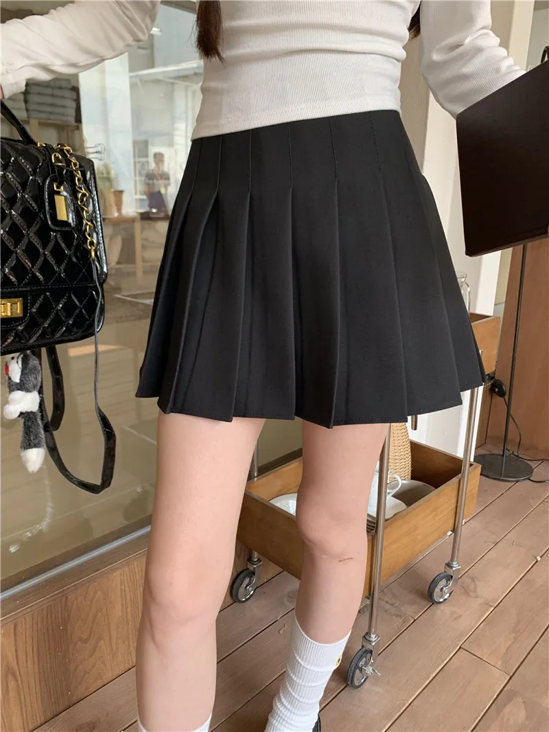 pleated commuter gray skirt