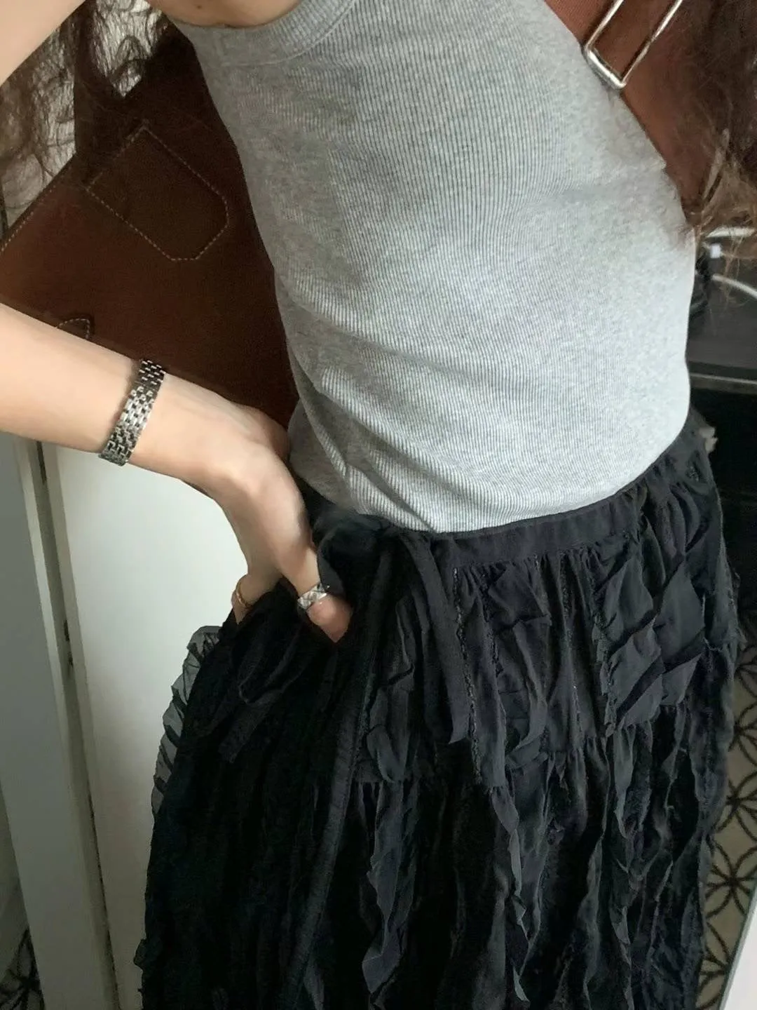 Pleated lace skirt