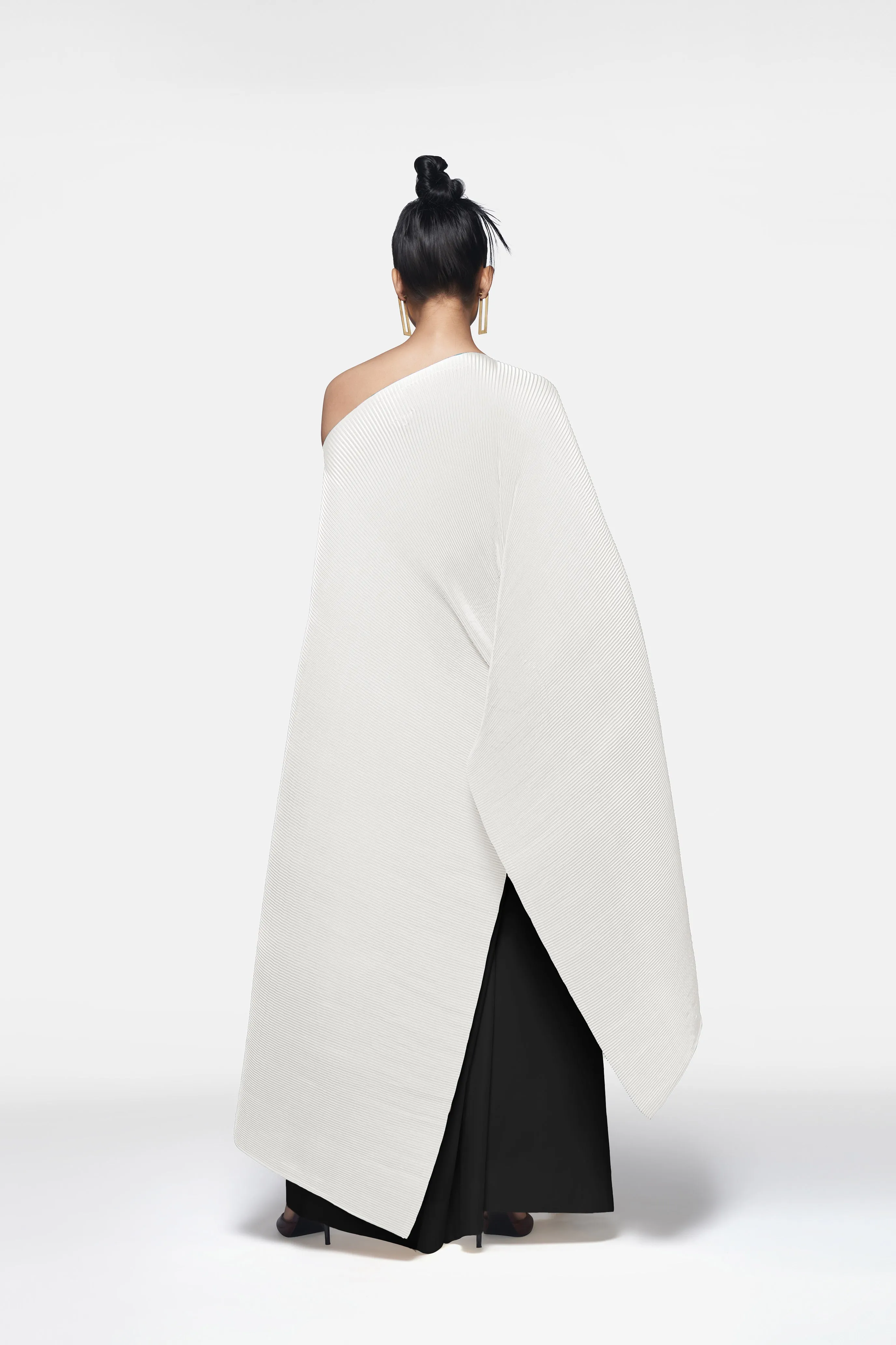 Pleated Long Poncho