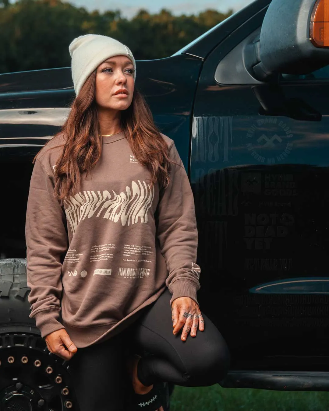 September Essentials - NOTHING PERSONAL - Crew - TAUPE
