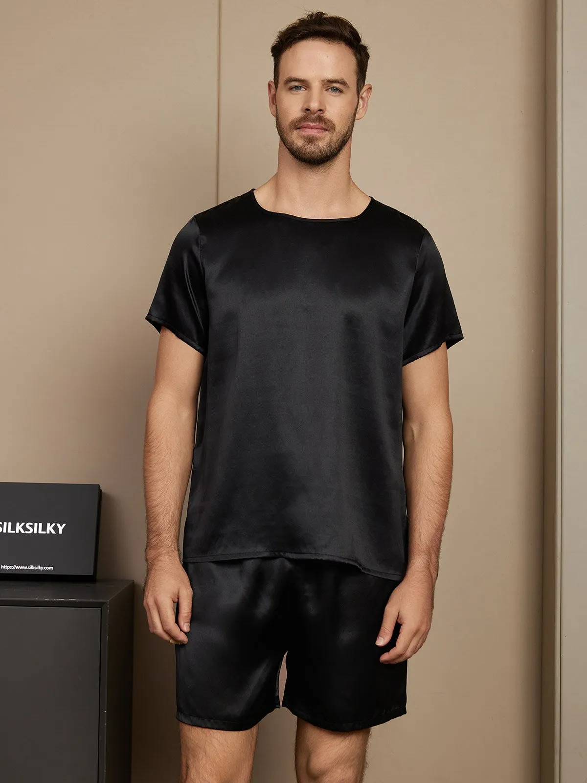 Set van casual herenpyjama's van puur zijde met korte mouwen