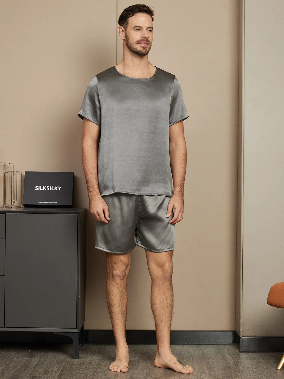 Set van casual herenpyjama's van puur zijde met korte mouwen
