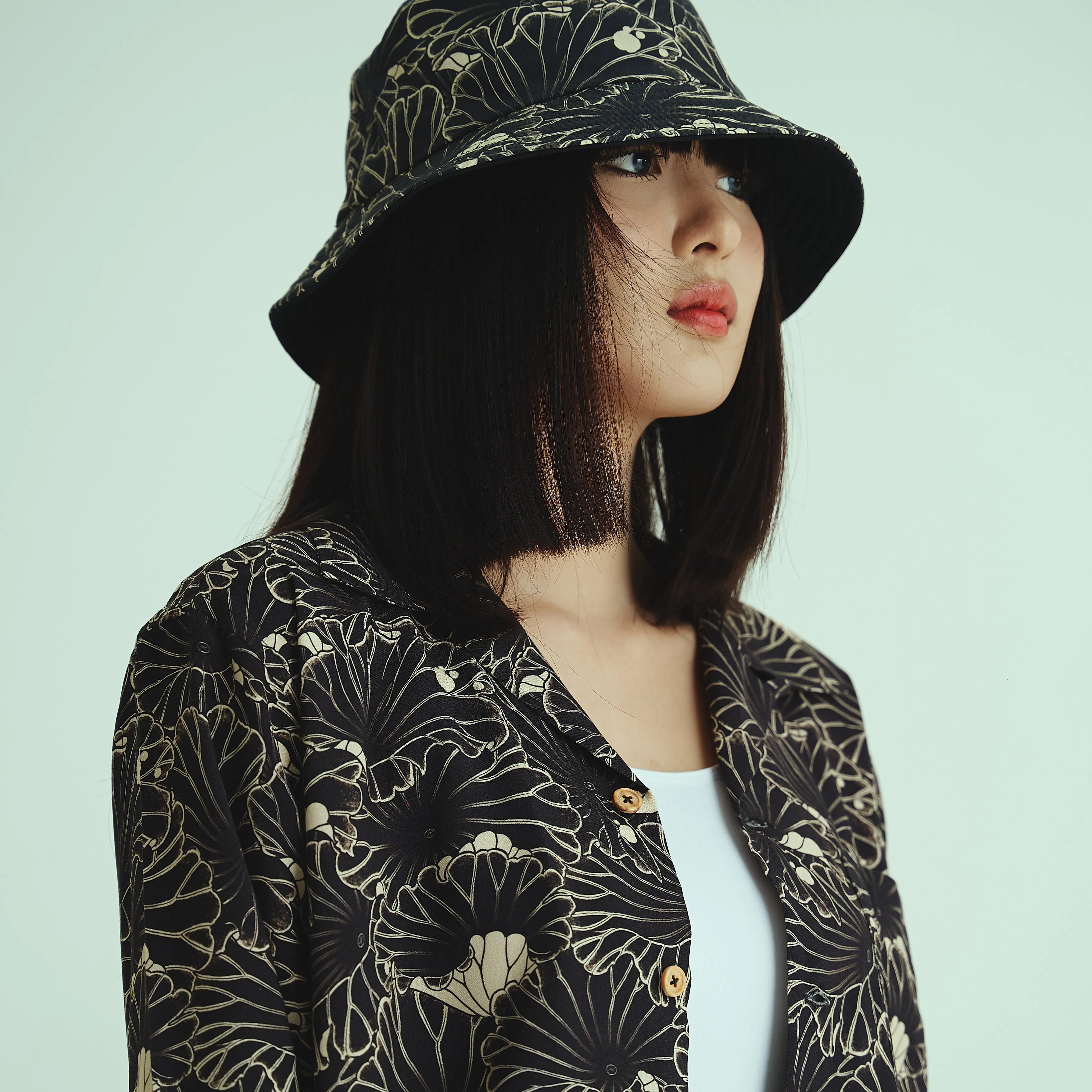 [UNISEX] GAKKIN X LOCO MOSQUITO JAPANESE LOTUS LONG SLEEVE SHIRT