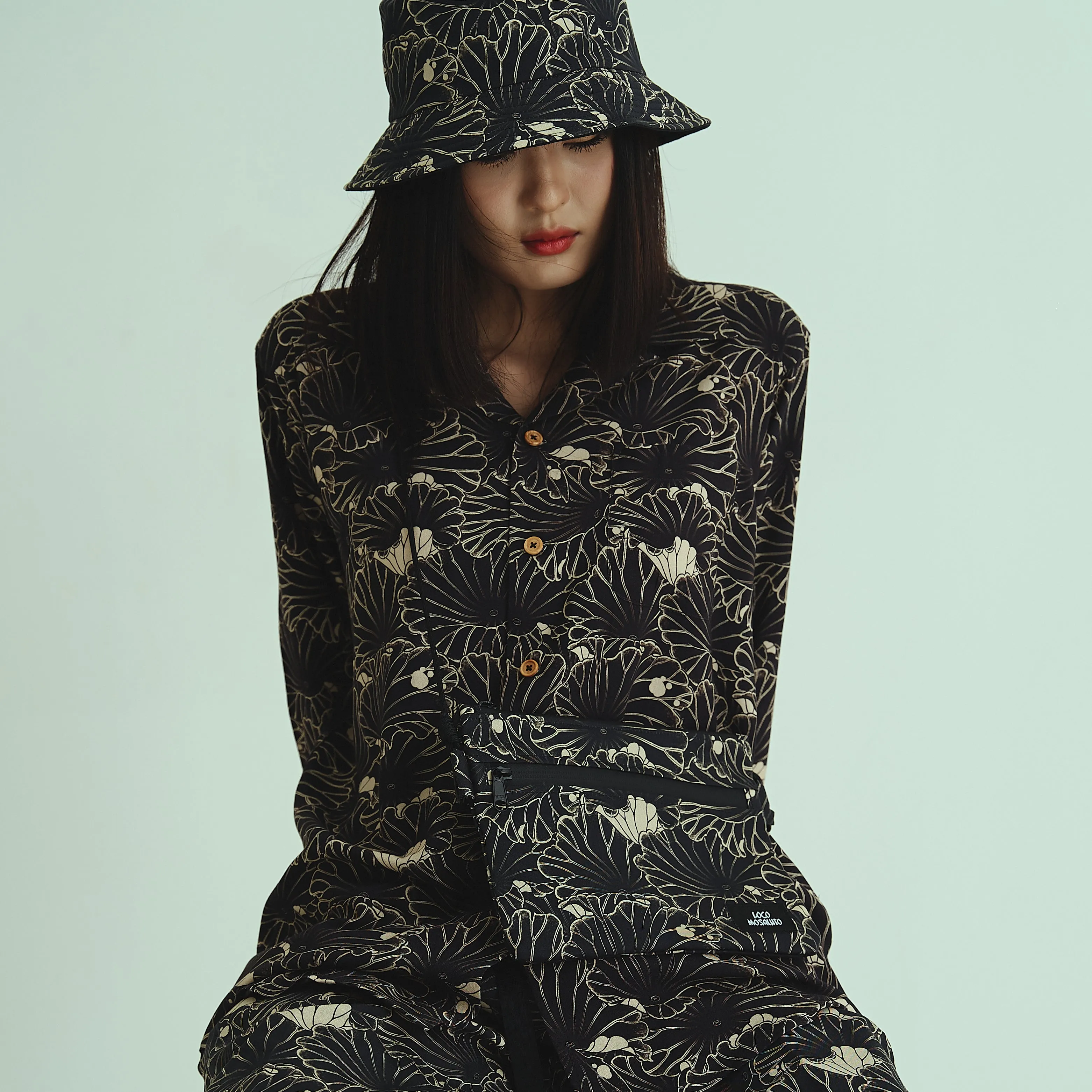 [UNISEX] GAKKIN X LOCO MOSQUITO JAPANESE LOTUS LONG SLEEVE SHIRT
