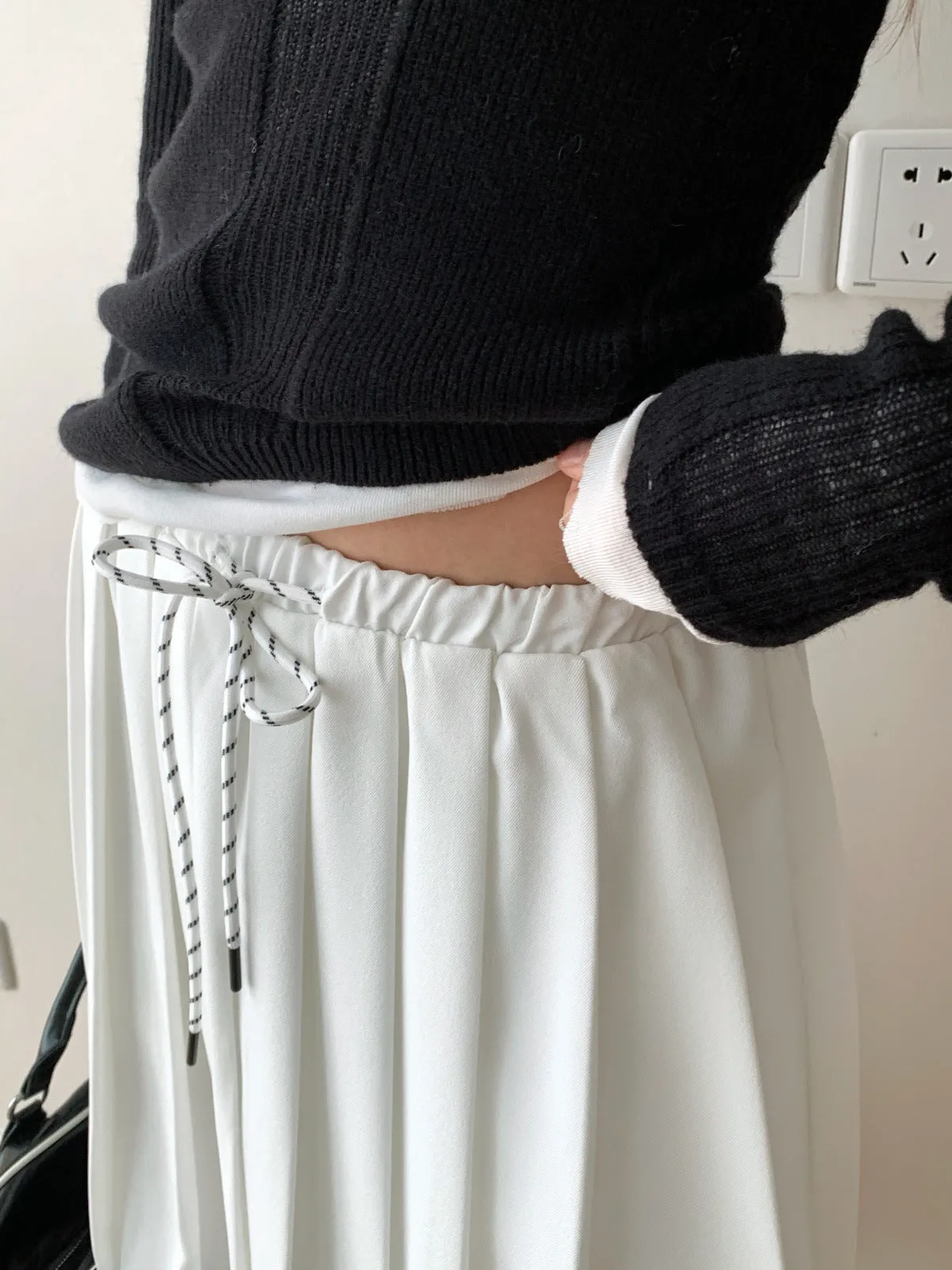 Waist Tie Pleated Maxi Skirt