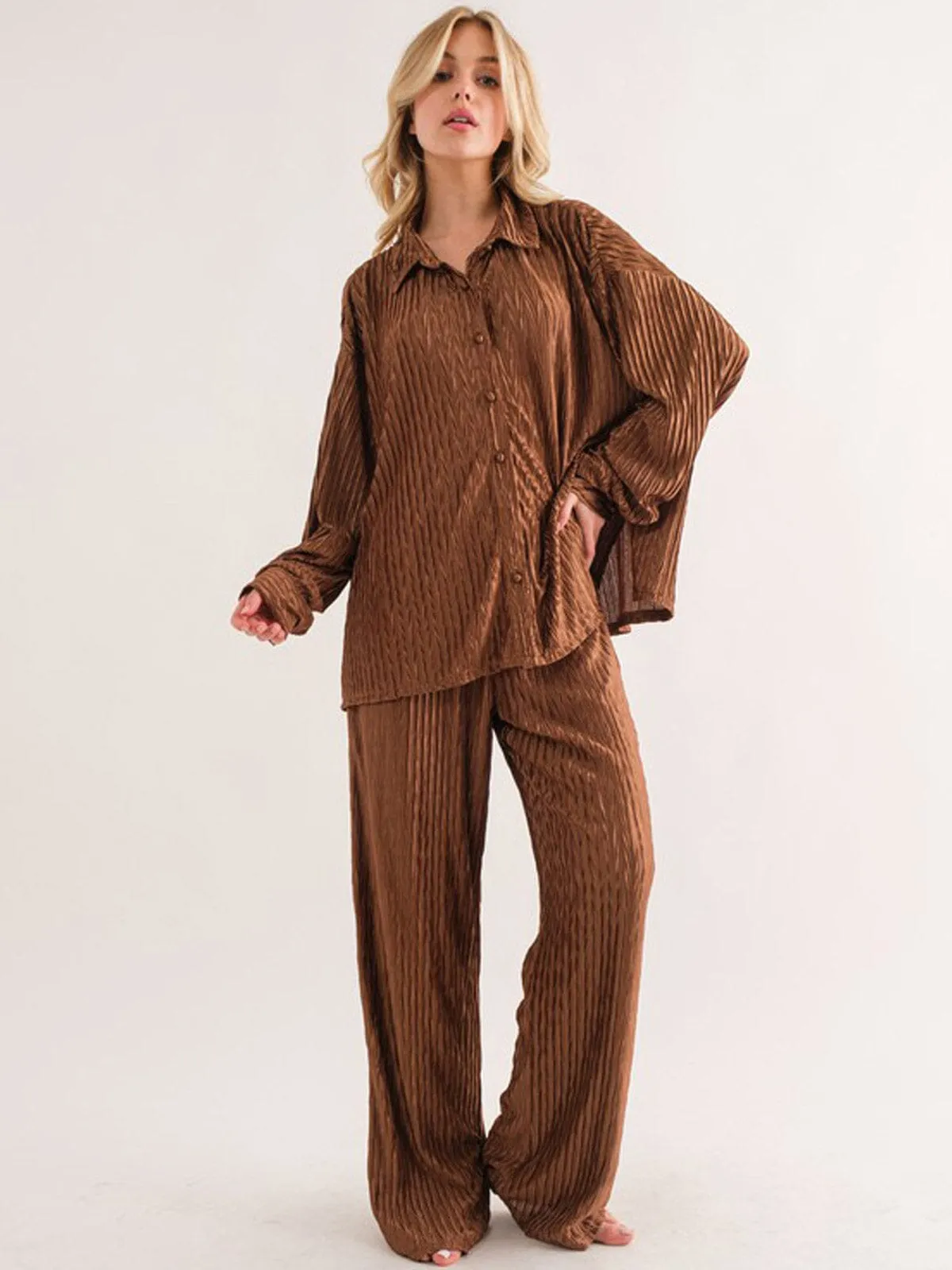 WOMEN'S LONG SLEEVE BUTTON UP TOP & WIDE LEG PANTS DETAILED 2PC. SET