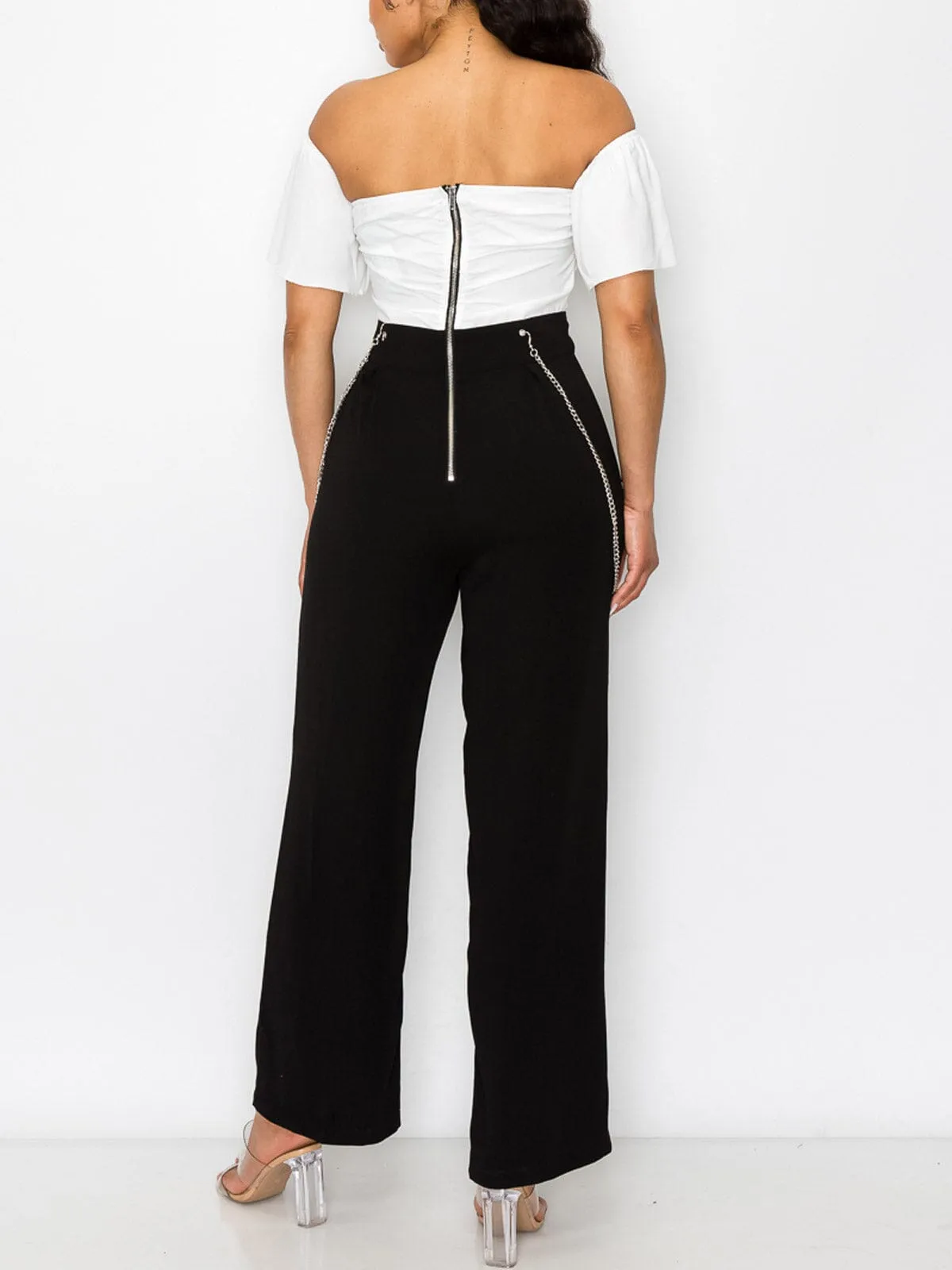 WOMEN'S OFF SHOULDER ZIP UP CHAIN DETAILED WIDE LEG JUMPSUIT